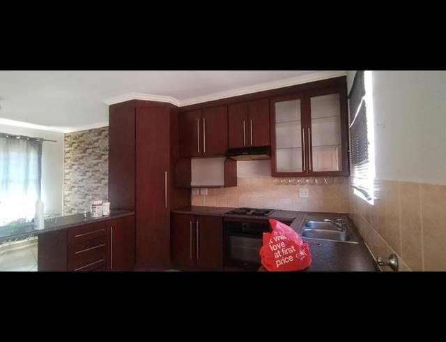 3 BEDROOM PROPERTY TO RENT IN GROBLERPARK EXT